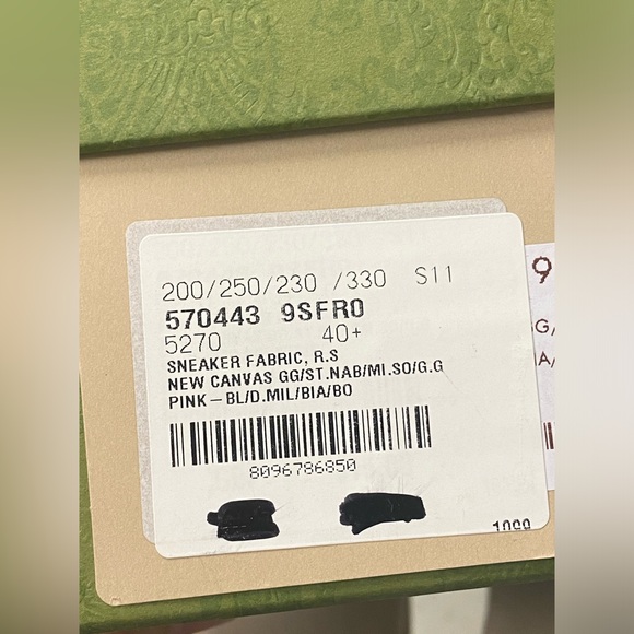 Gucci White Leather Embellished Lip Ace Sneakers - Picture 15 of 16